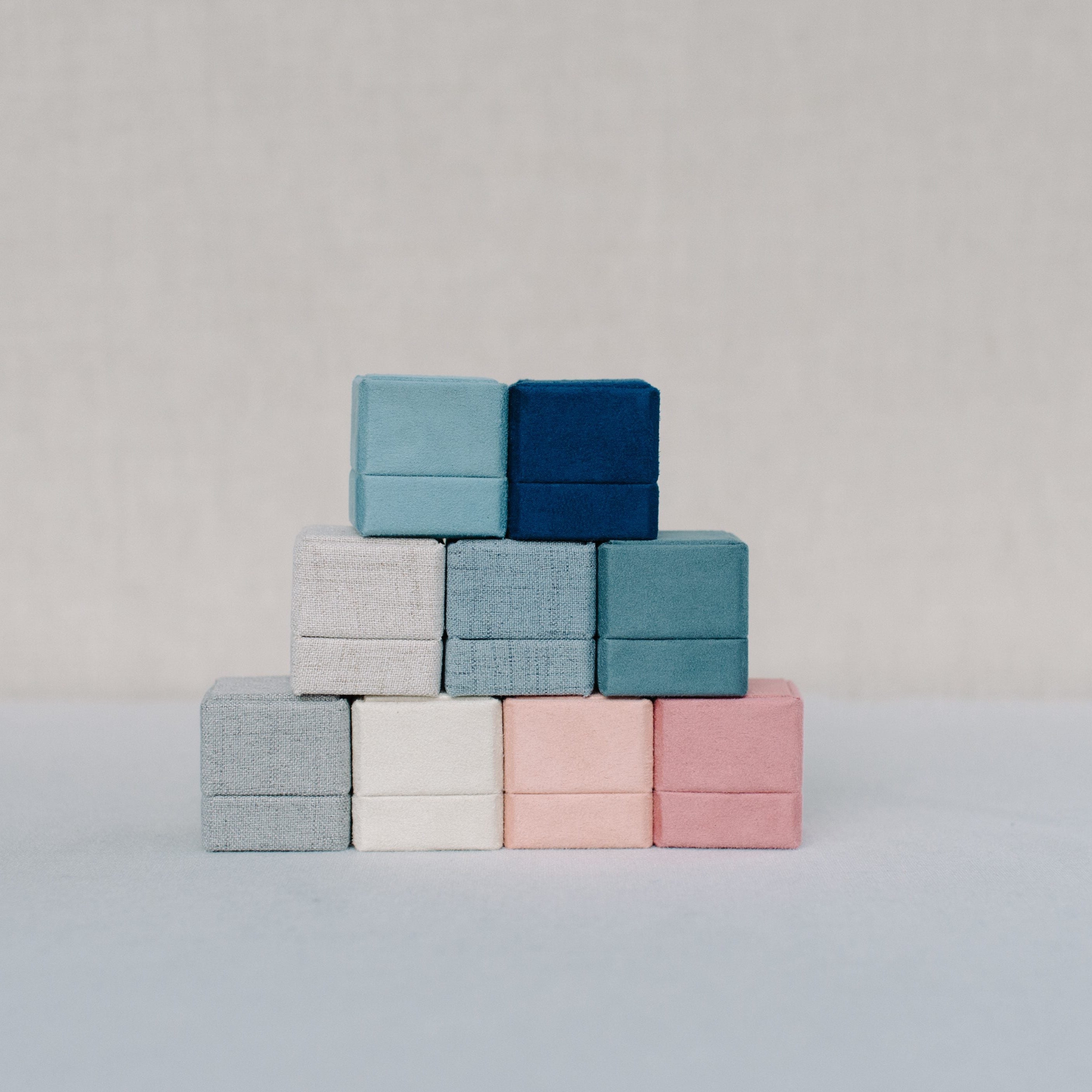 Square Suede Ring Box image 0