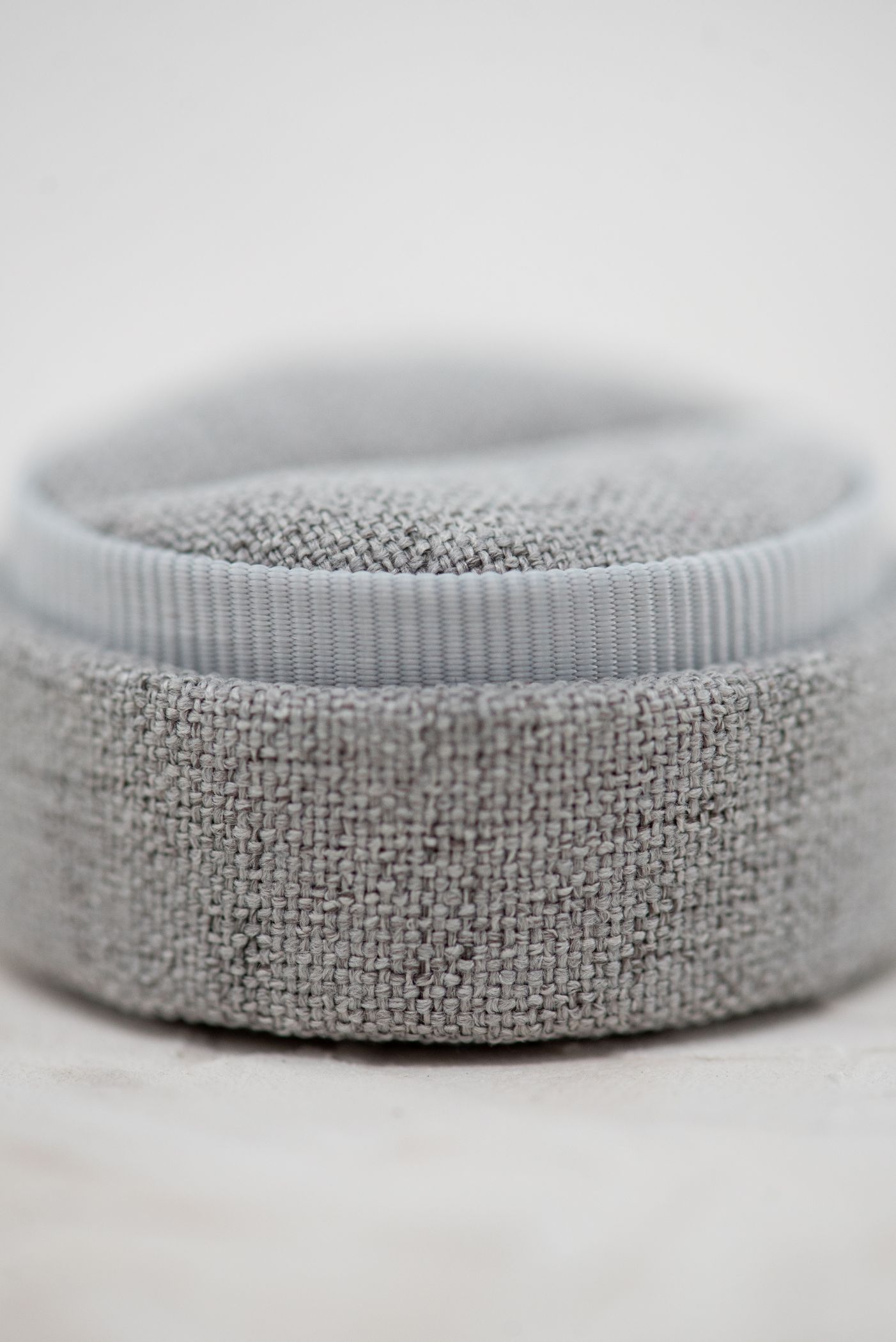 Circle Linen Ring Box image 2