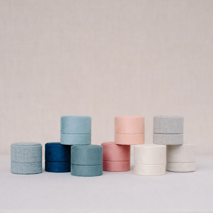 Circle Suede Ring Box image 0