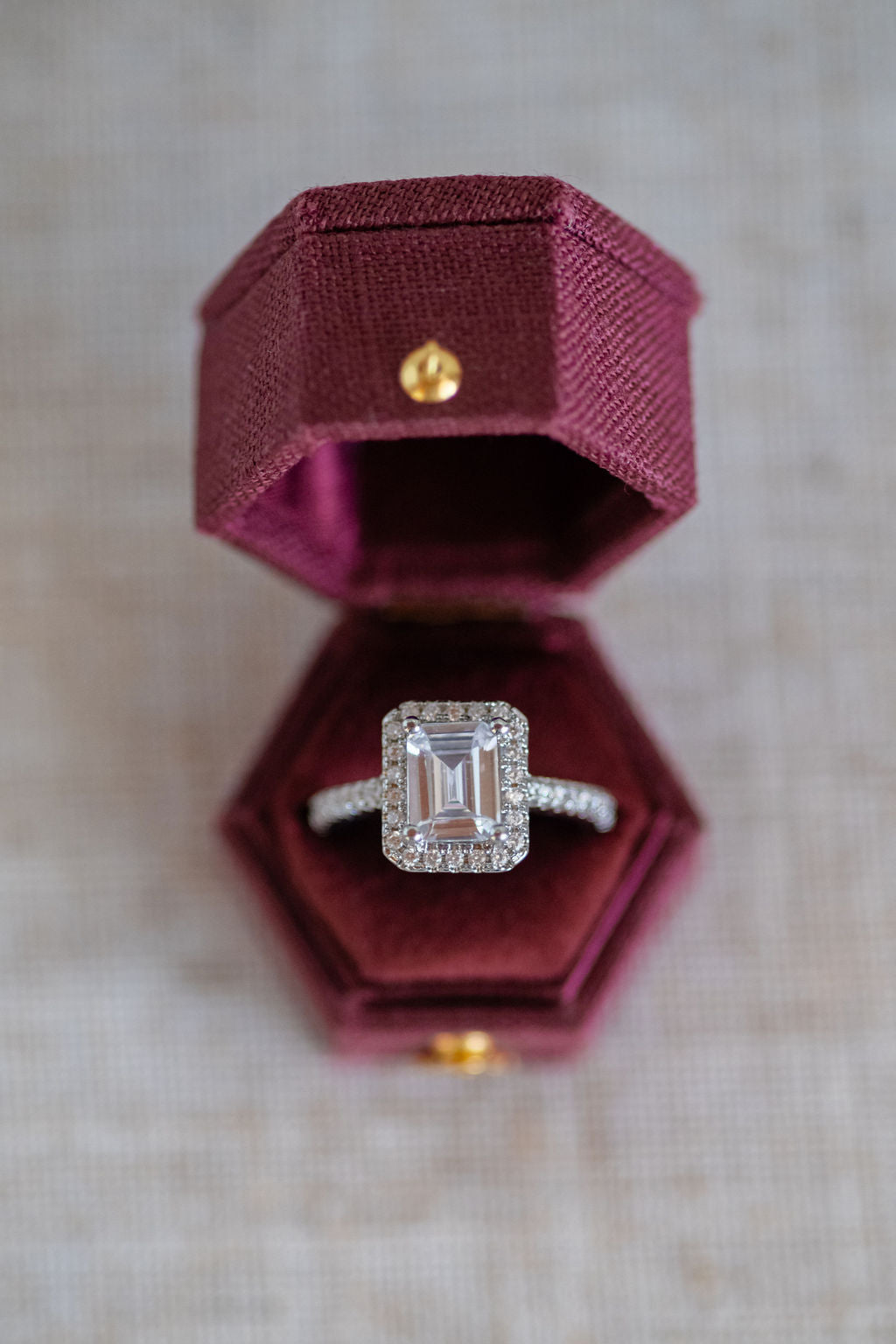 Mini Hexagon Heritage Petite Box
