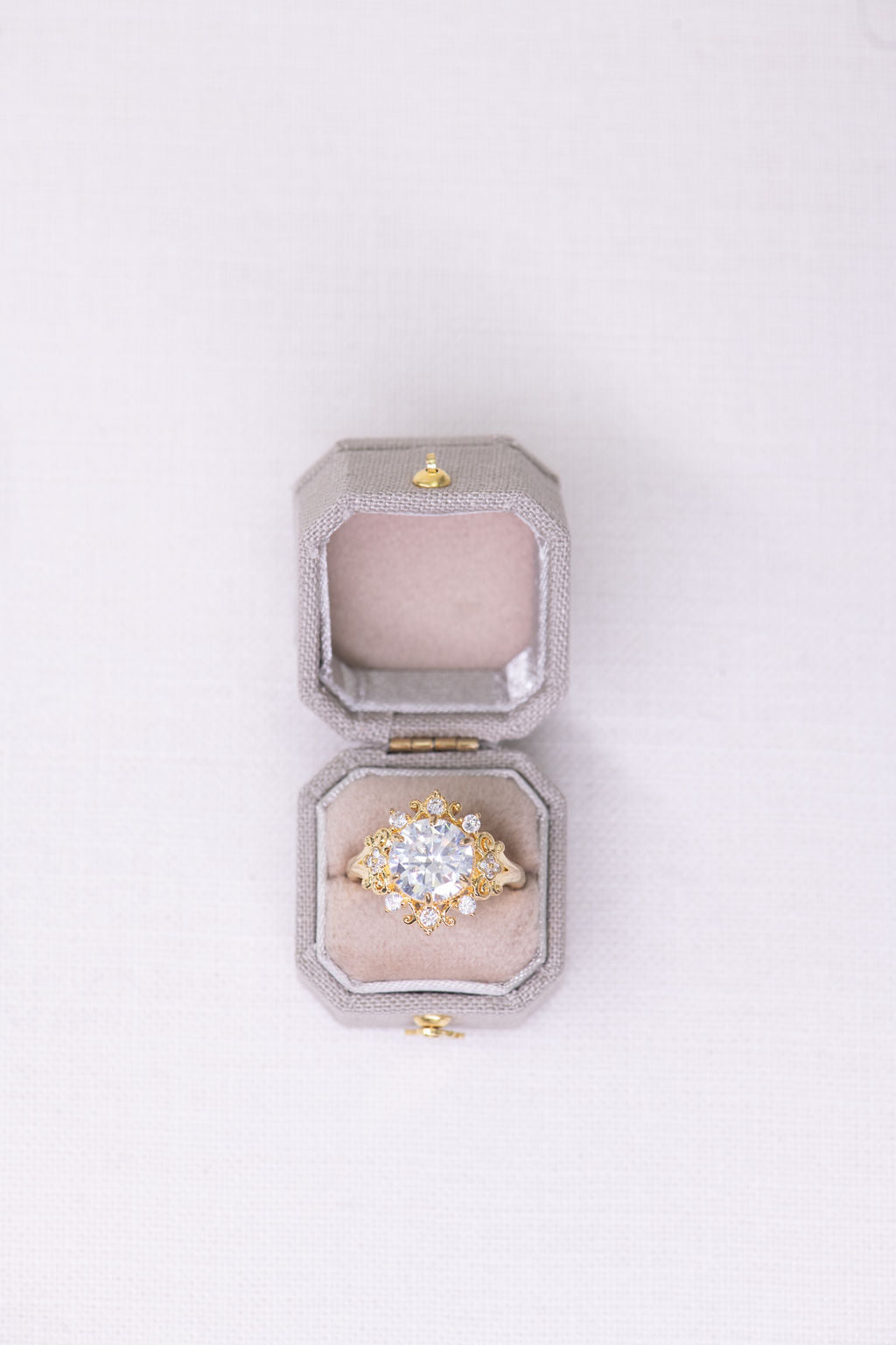 Mini Bevelled Edge Heritage Petite Box