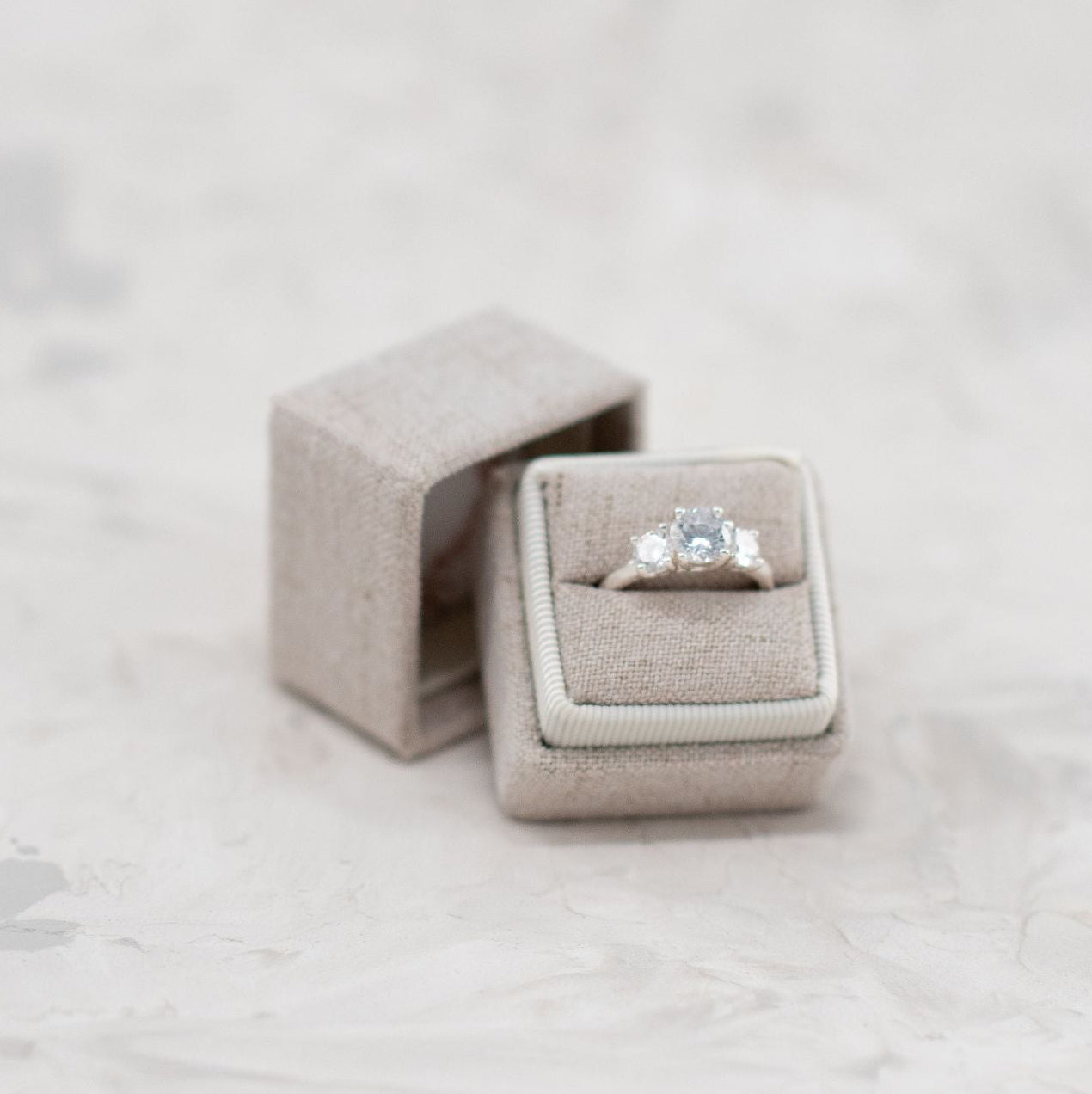 Square Linen Ring Box - Sahara Dunes Beige image