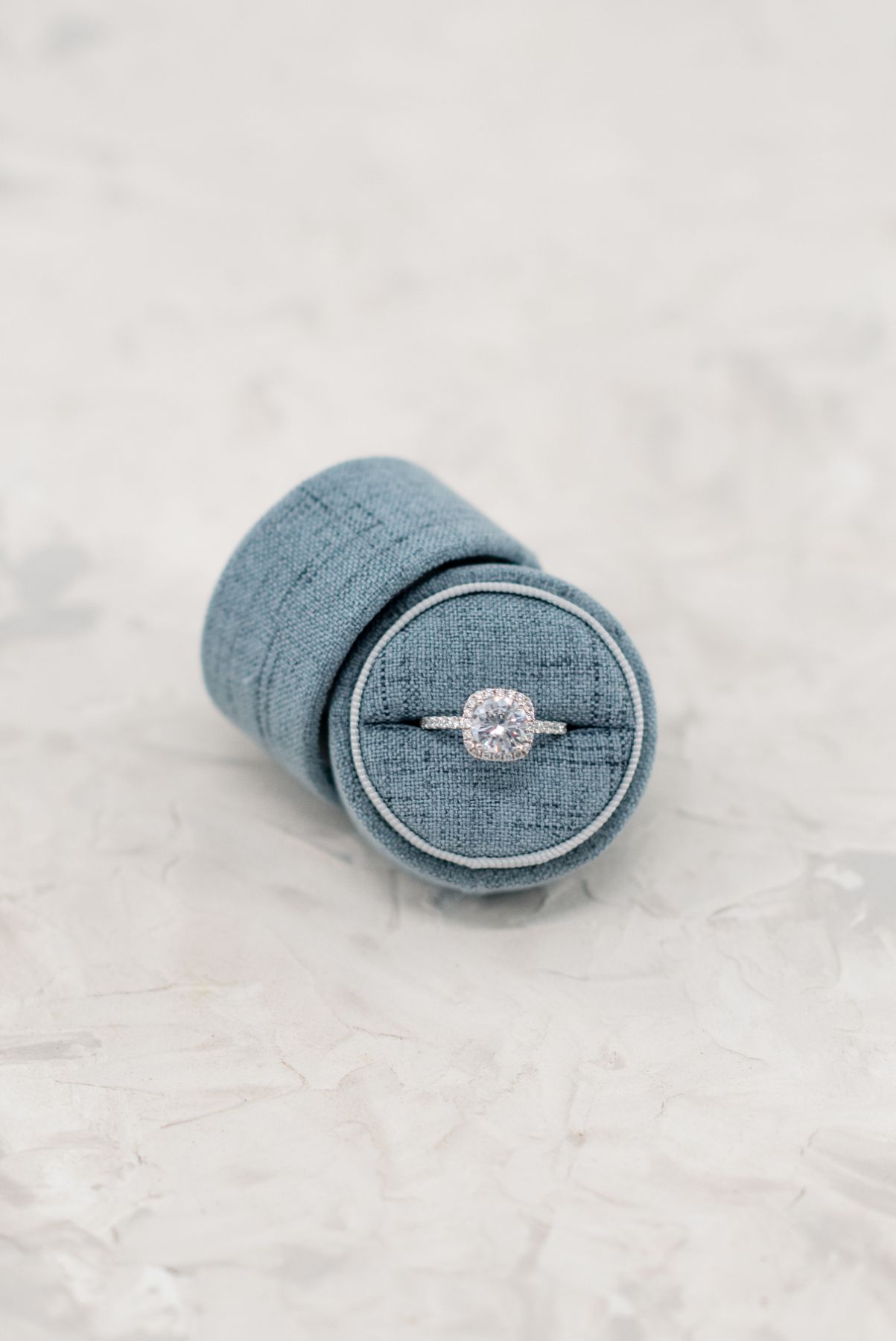 Circle Linen Ring Box - Oxford Manor Blue image