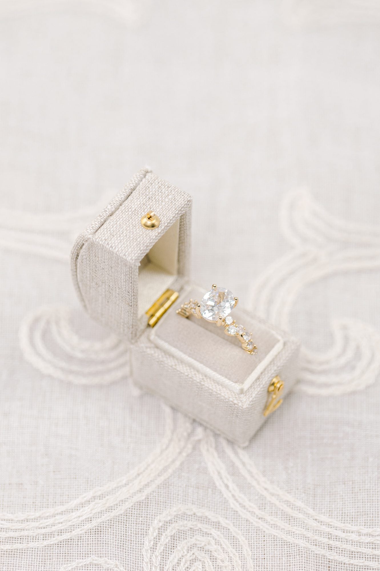 Mini Rectangle Heritage Petite Box - Oatmeal Linen image