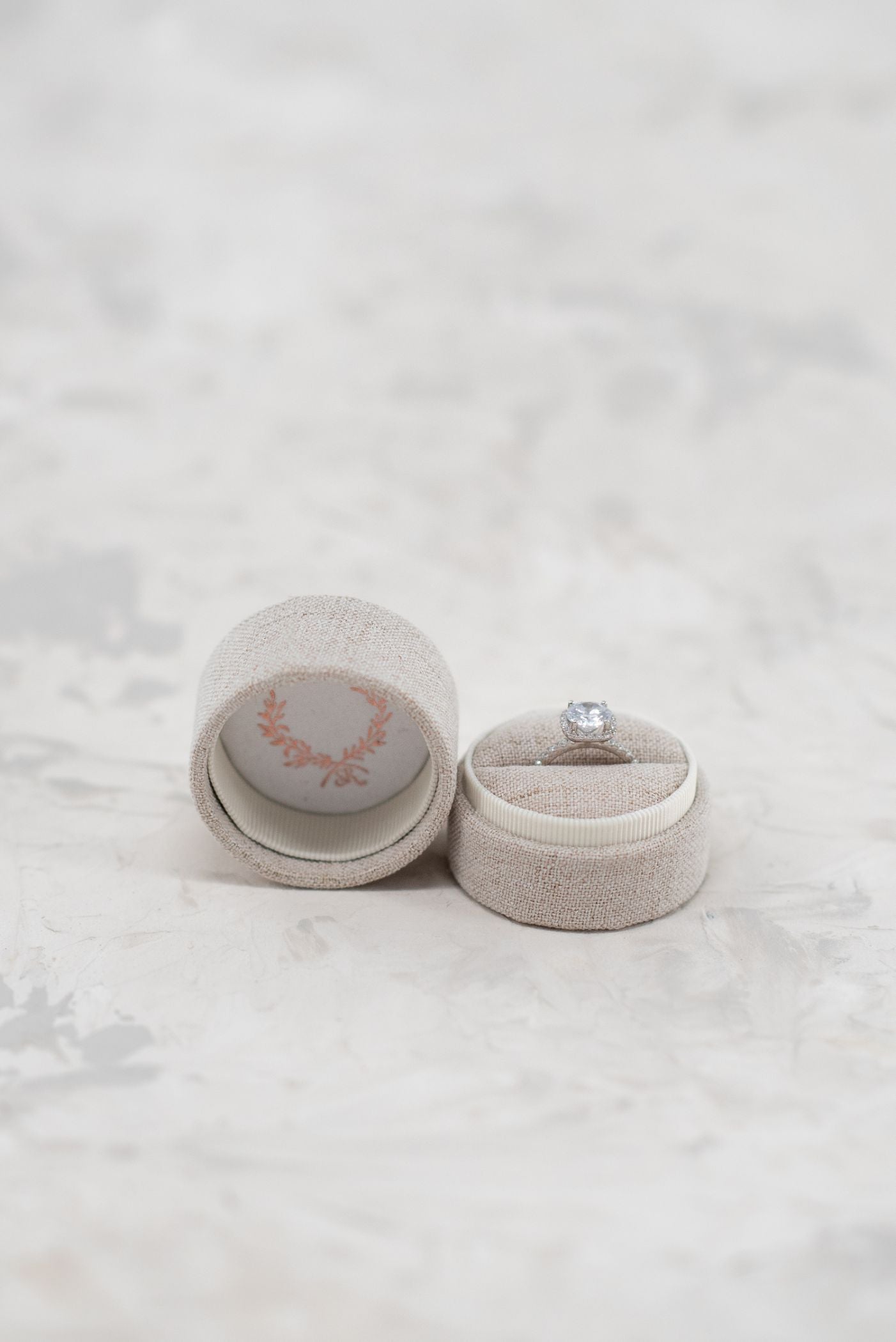 Circle Linen Ring Box image 5