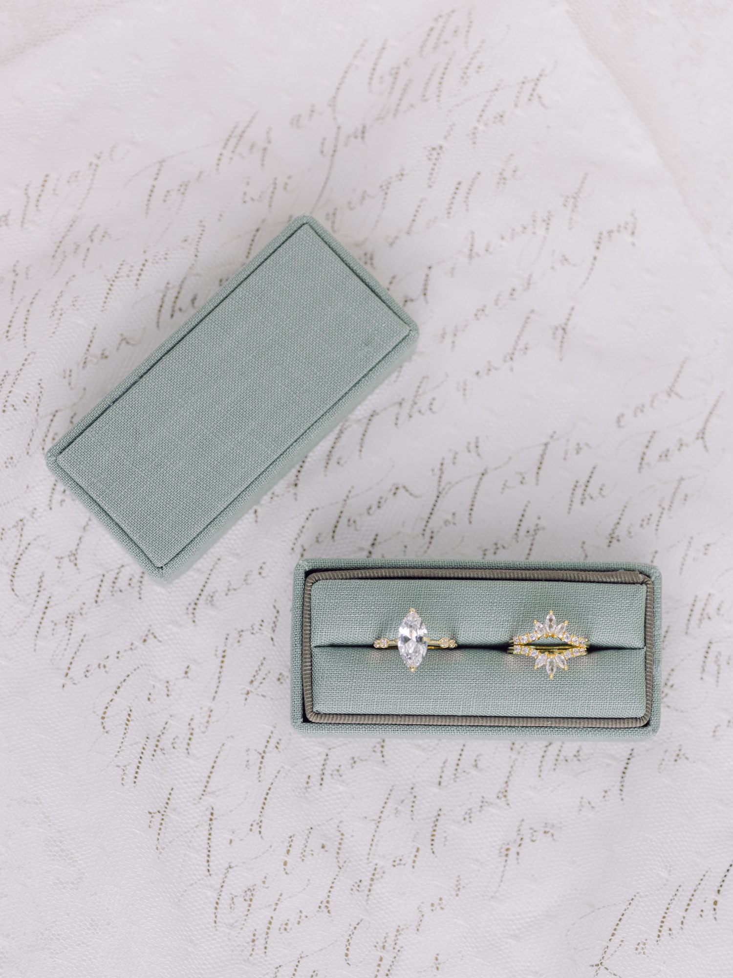Rectangle Heritage Collection - Single Slot Jewelry Box - Eucalyptus Linen image
