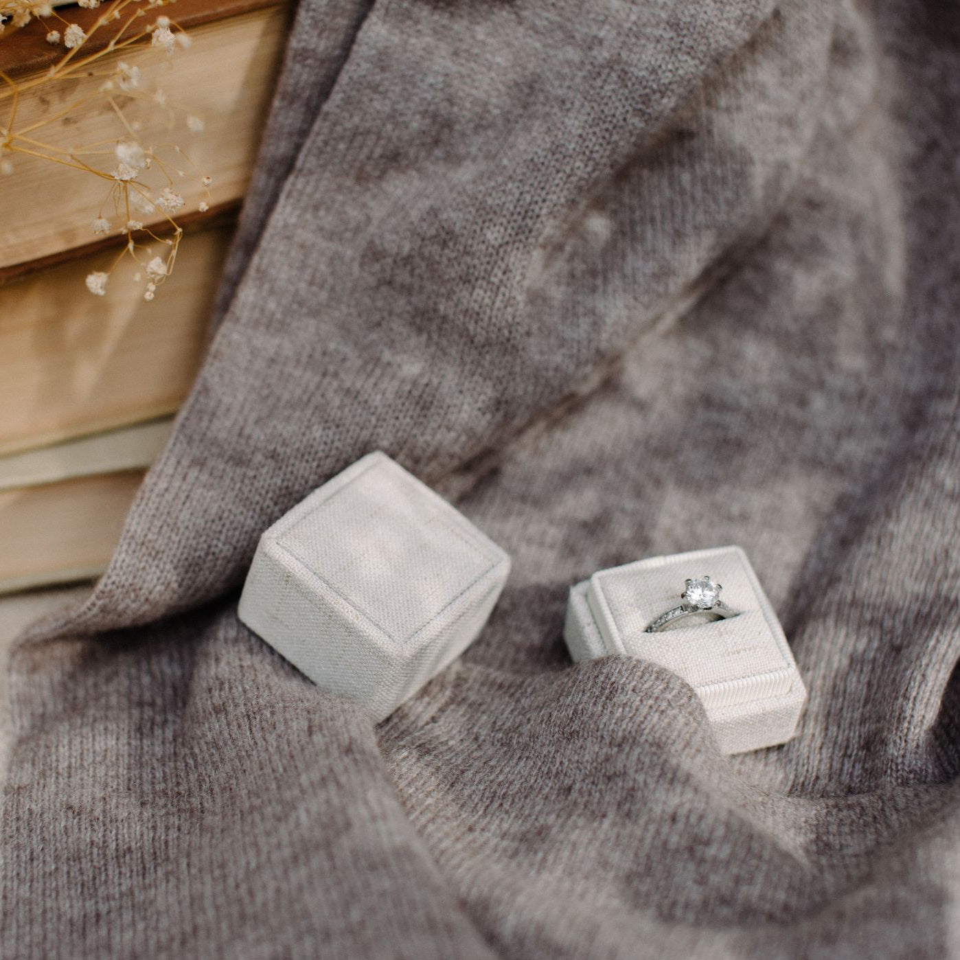 Square Linen Ring Box image 9