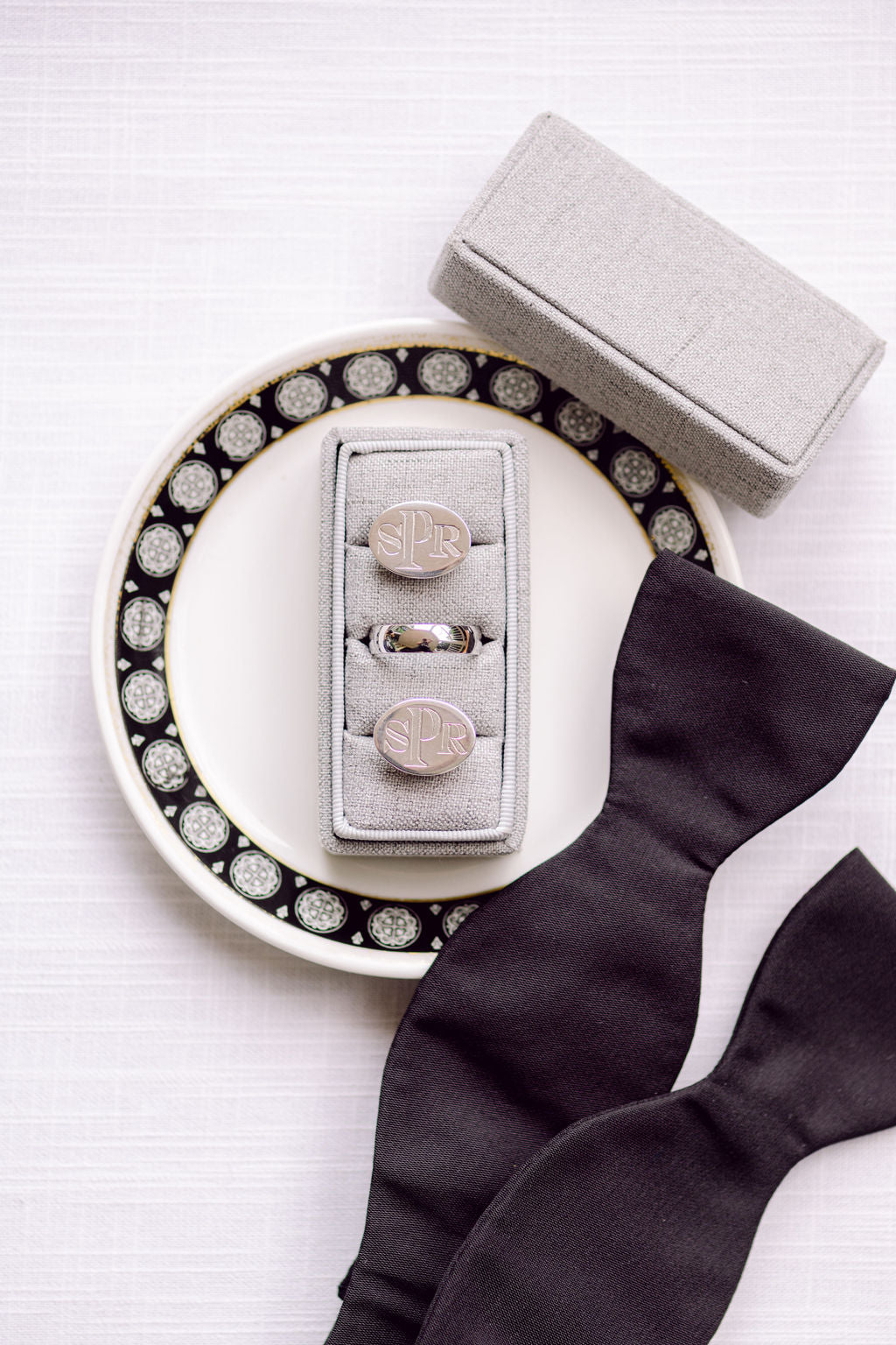 Original Linen Collection - Rectangle 3 Slot Ring Box