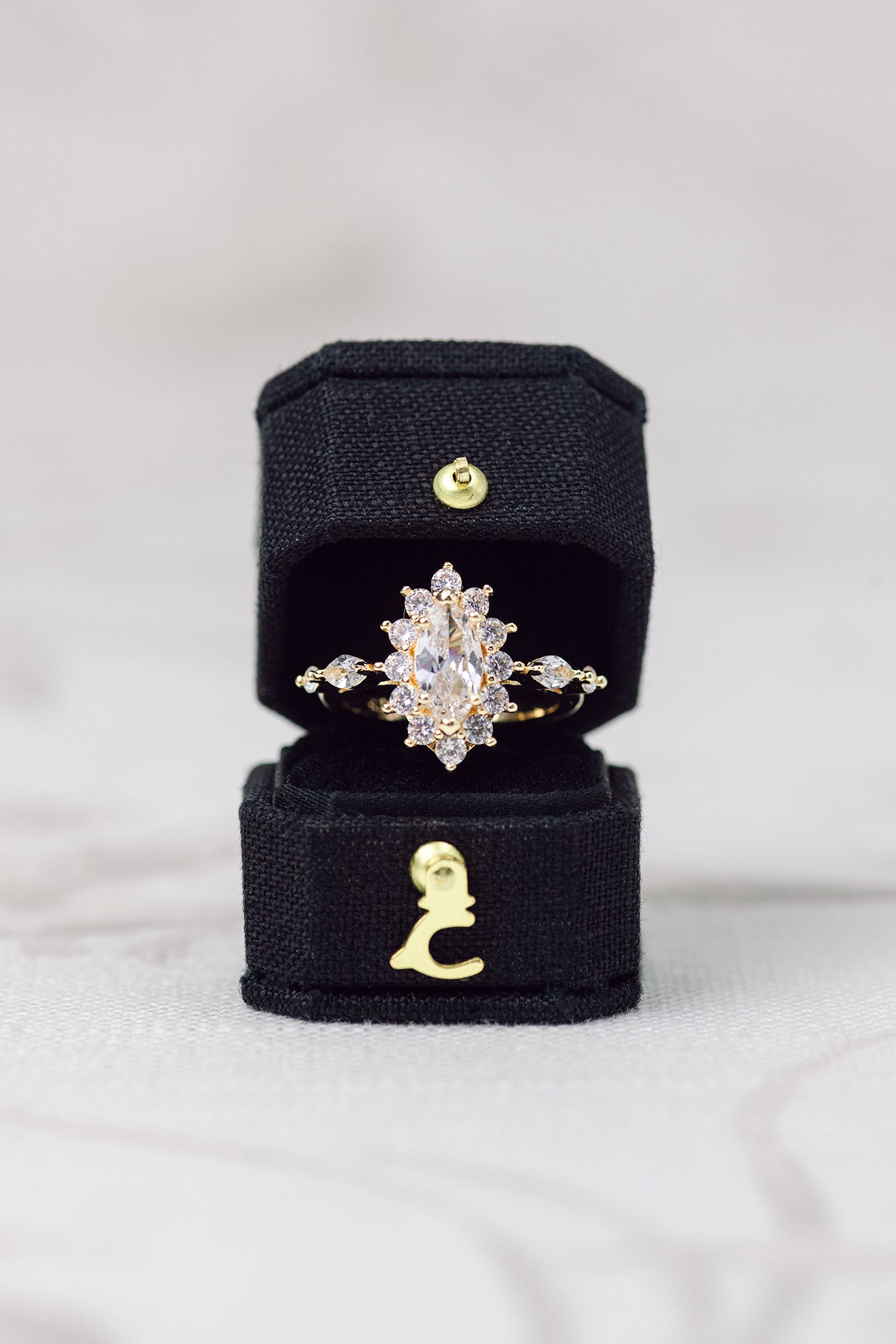 Mini Bevelled Edge Heritage Petite Box