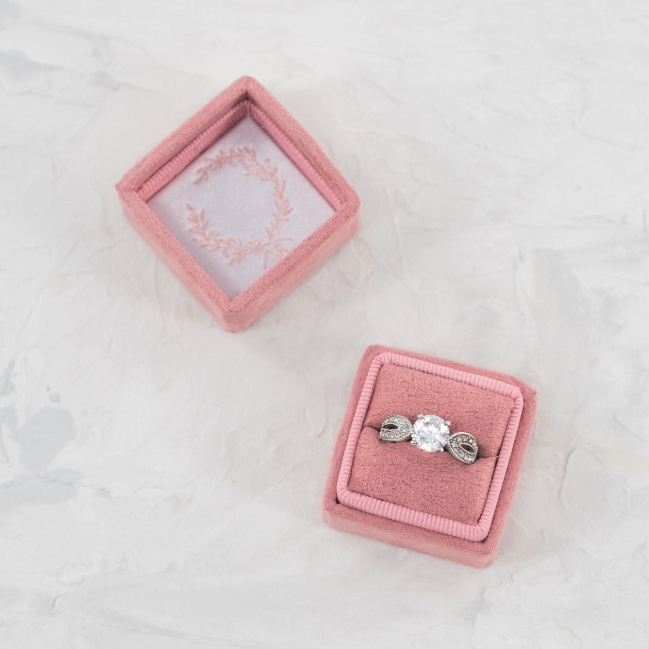 Square Suede Ring Box - English Rose Mauve image
