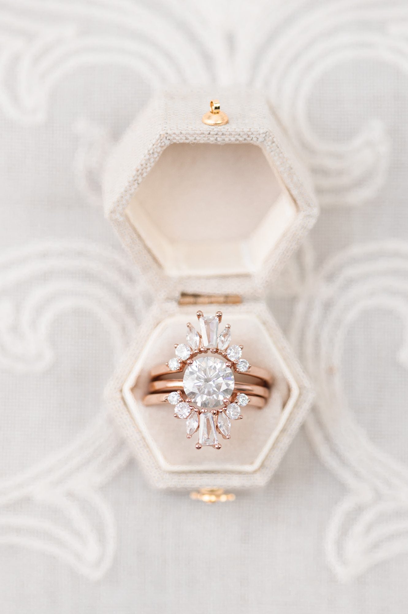Mini Hexagon Heritage Petite Box - Oatmeal Linen image